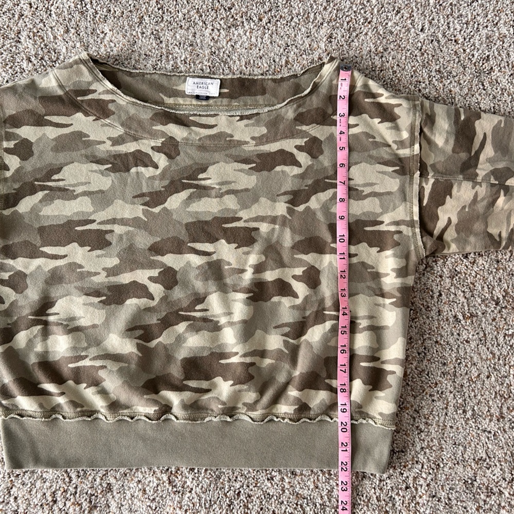American Eagle Outfitters green Camouflage off the shoulder Top - Picture 4 of 6